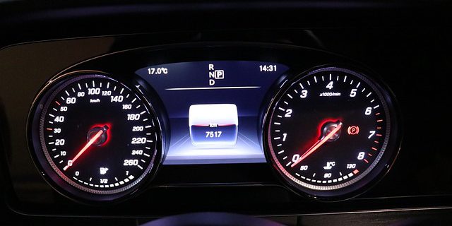 Rozporządzenie Ministra Infrastruktury sprawie szczegółowych czynności diagnostów związanych z odczytem wskazania drogomierza oraz wysokości opłaty z tym związanej