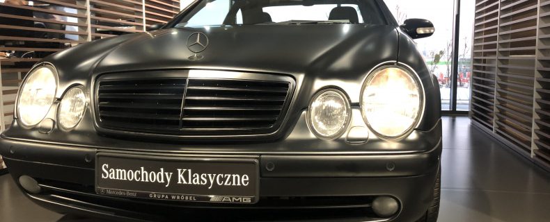 Samochody zabytkowe bez rejestracji – w jaki sposób można poruszać się nimi po drogach publicznych?