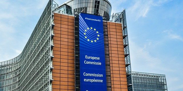 Fuzja koncernów FCA i PSA pod lupą Komisji Europejskiej