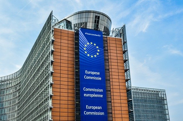Fuzja koncernów FCA i PSA pod lupą Komisji Europejskiej