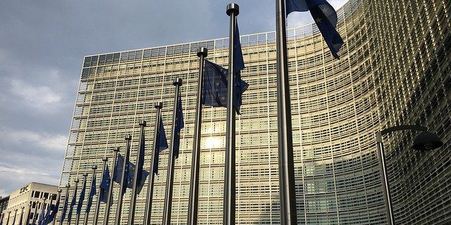 Fuzja FCA i PSA coraz bliżej – jest zielone światło od Komisji Europejskiej