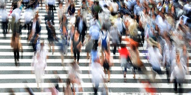 Piesi będą mieć pierwszeństwo – ustawa z podpisem prezydenta