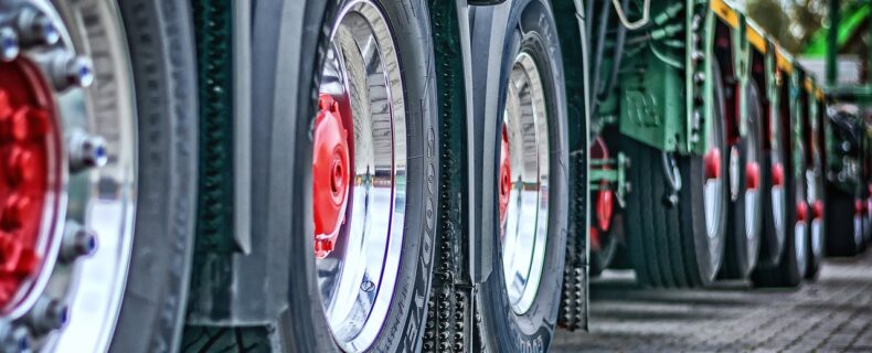 Pojawiły się dwie inicjatywy europejskie w sprawie weryfikacji dokładności monitorowania zużycia paliwa i energii w pojazdach ciężarowych